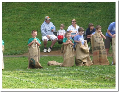 5.11.10 Field Day (14)