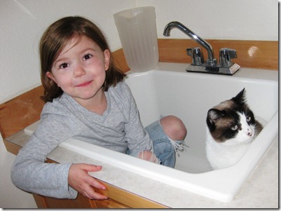 6.3.11 Charlotte and Jill in the sink (2)